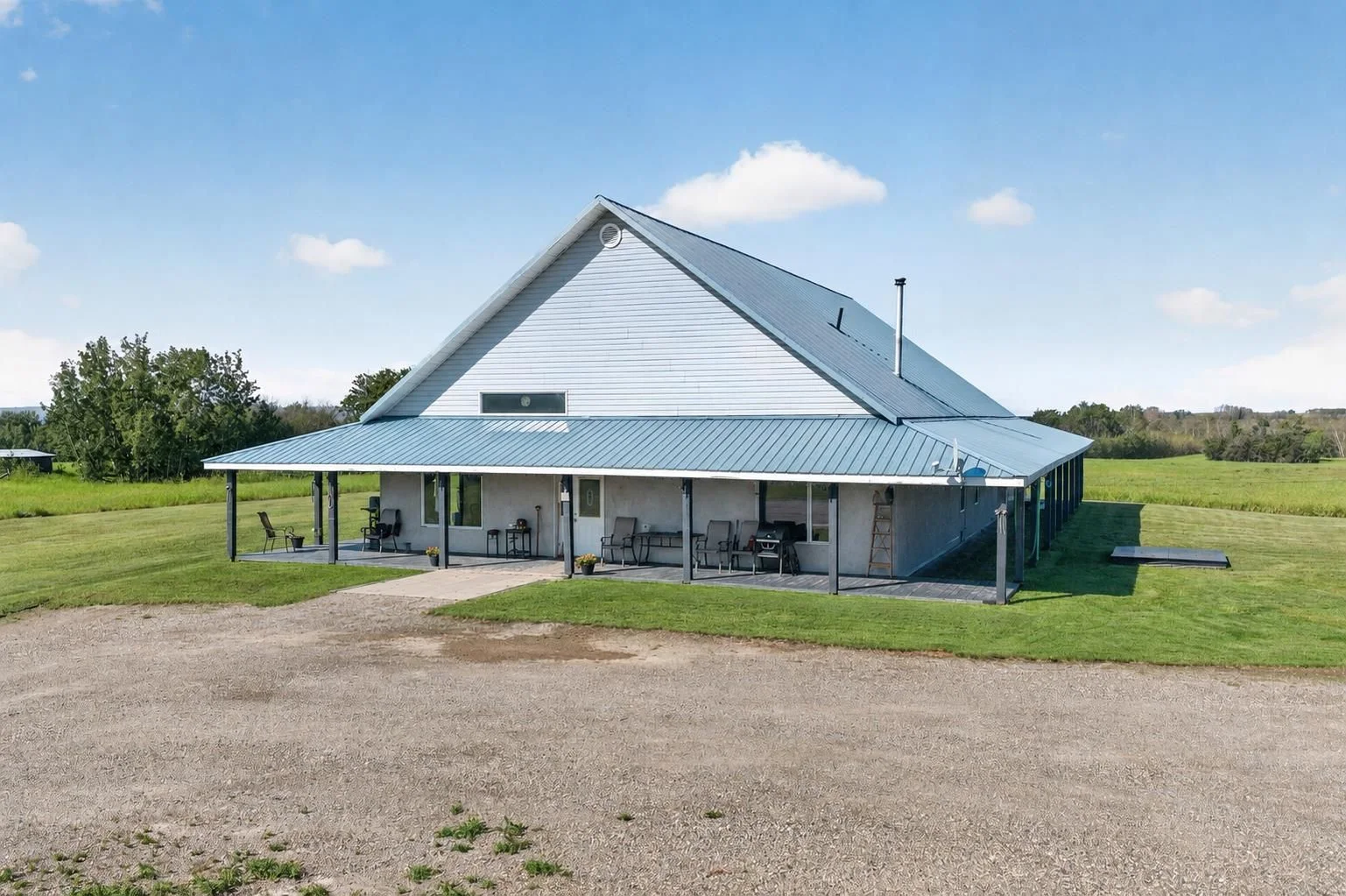 6838 Barrette Road property photograph 2