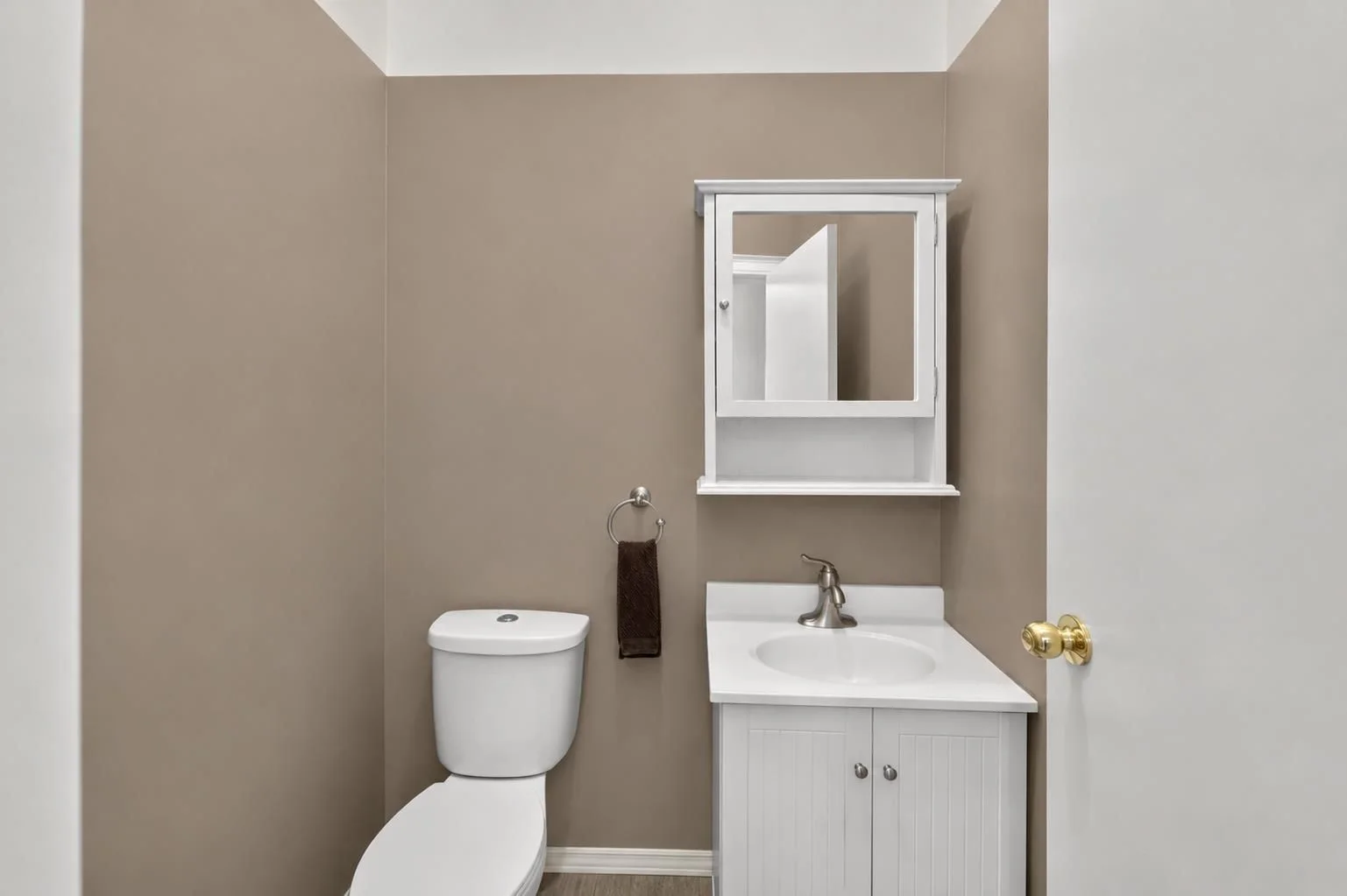 6838 Barrette Road property photograph 11