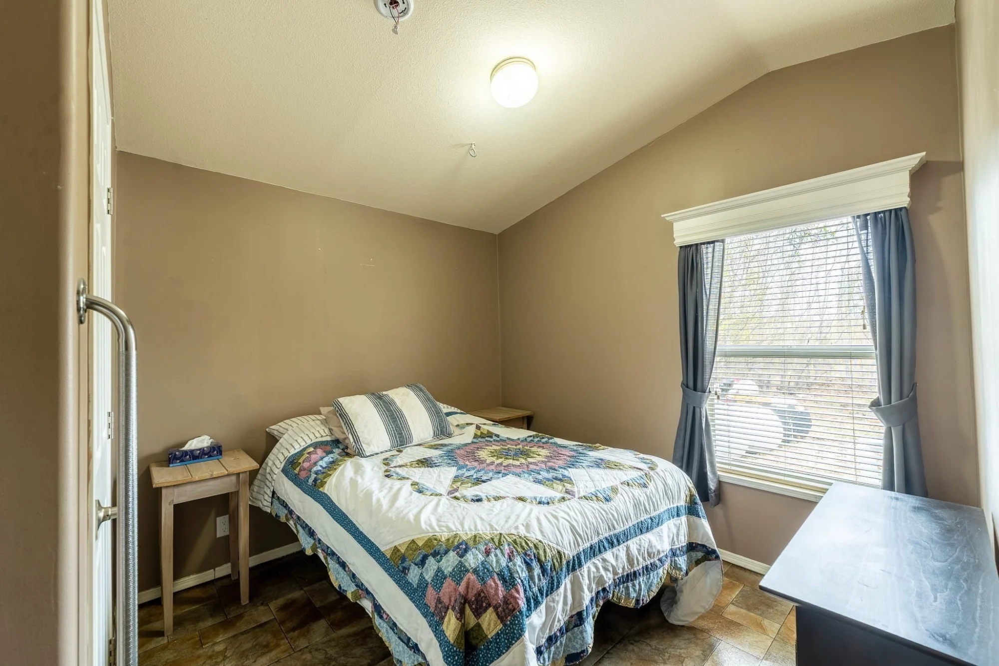 13066 Wright Road property photograph 26