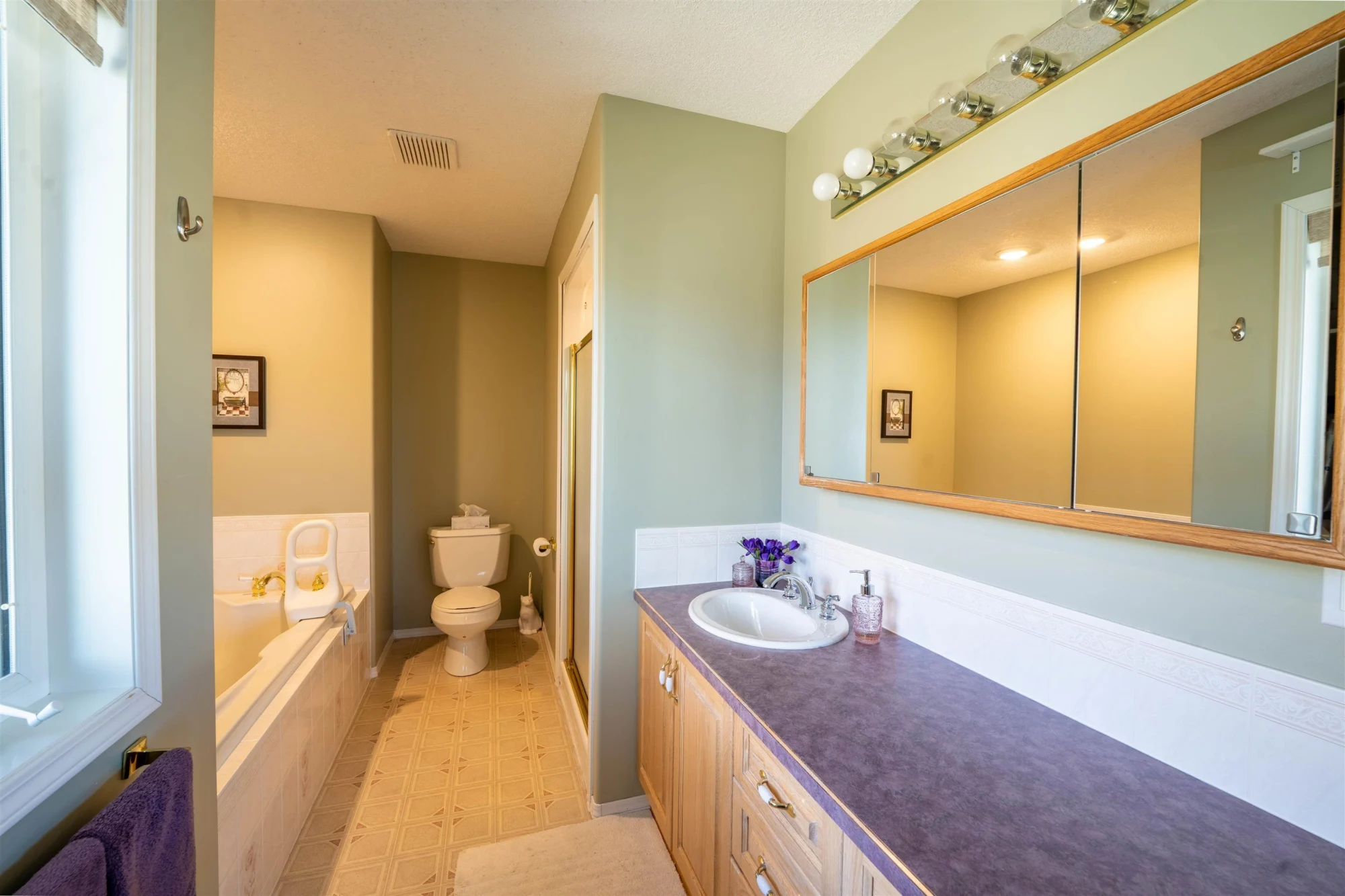 13499 Sunnyside Cove property photograph 15