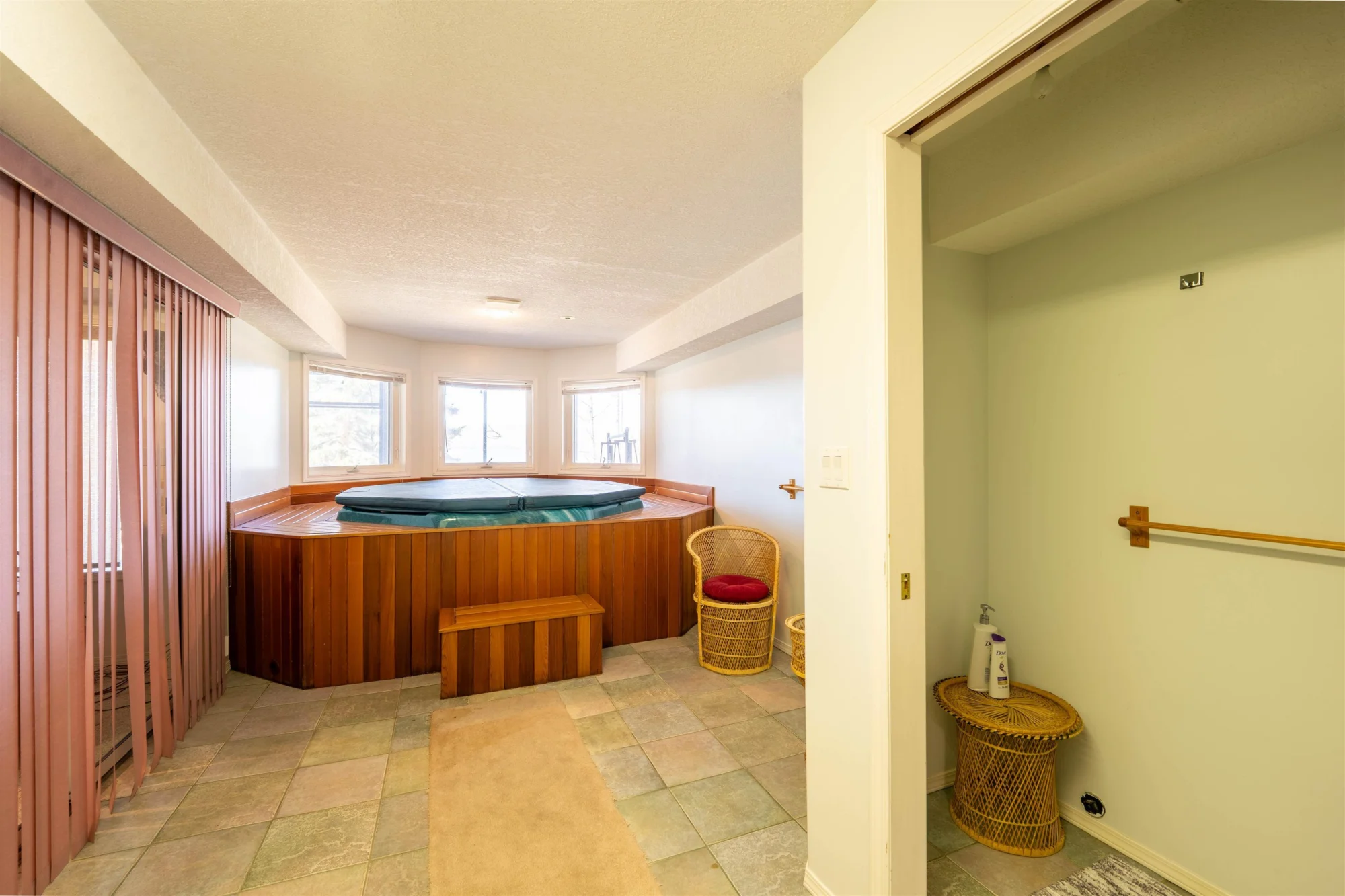 13499 Sunnyside Cove property photograph 25