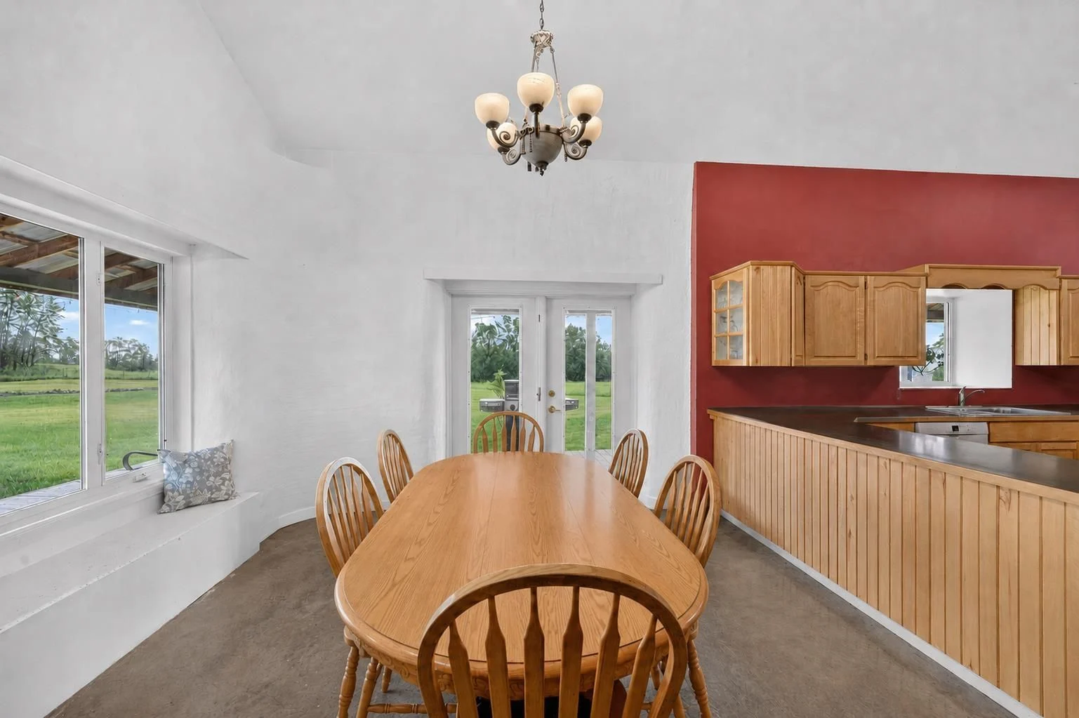 6838 Barrette Road property photograph 8