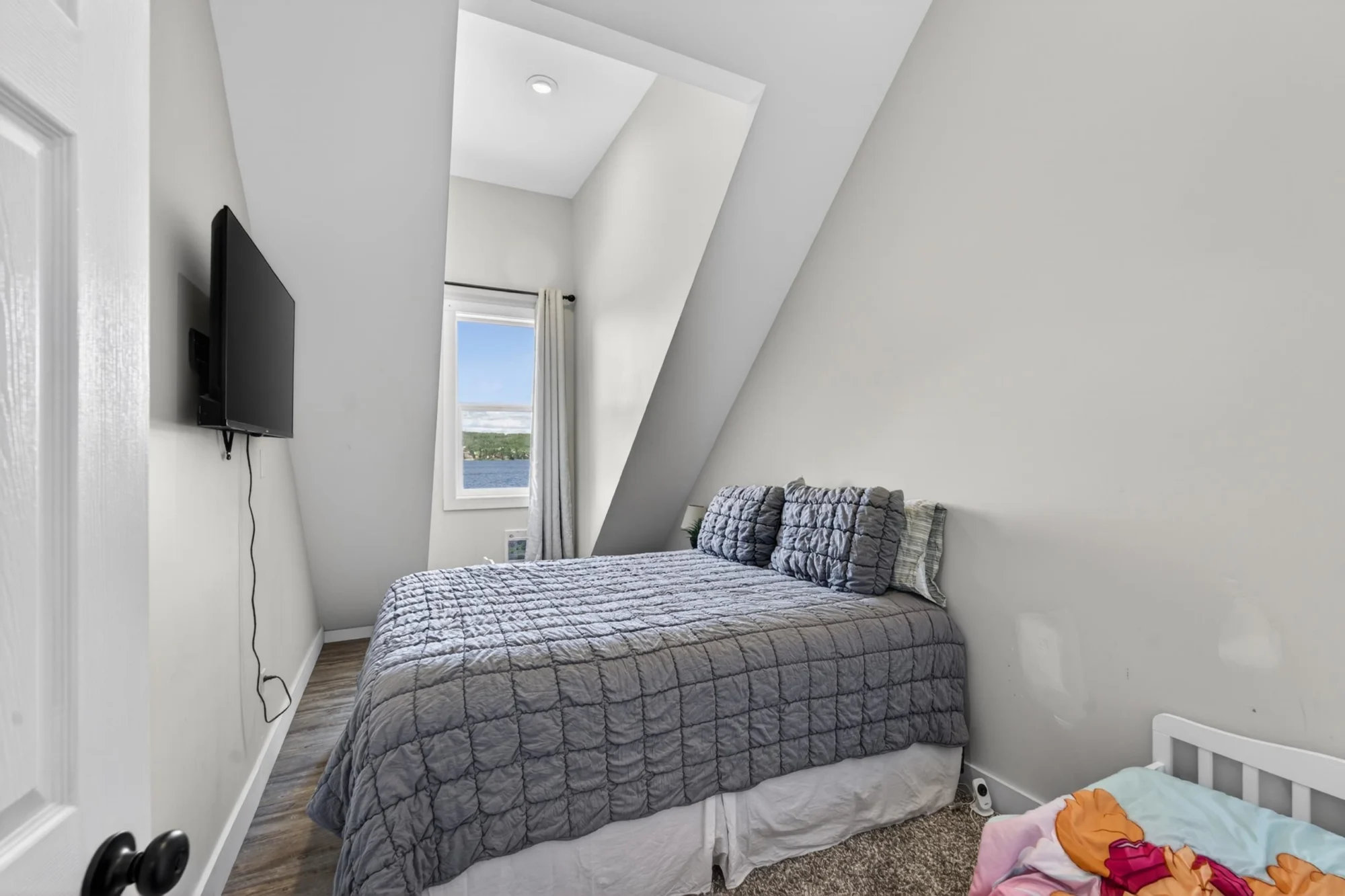 13239 Paradise Street property photograph 15