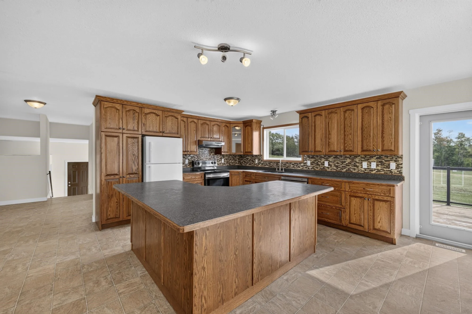 16107 Prespatou Road property photograph 7