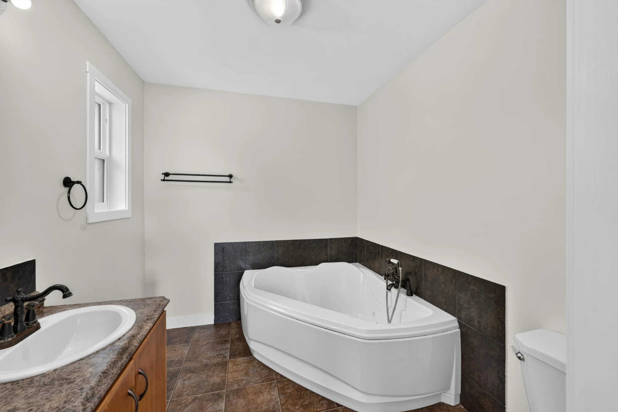 16107 Prespatou Road property photograph 13